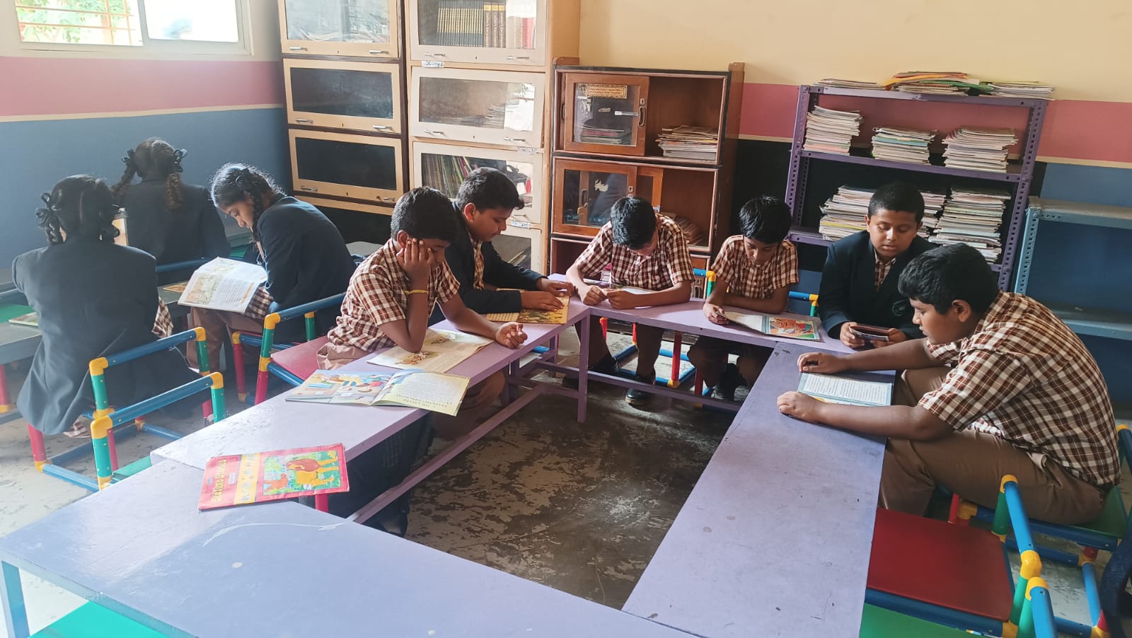 Shri Prabhulingeshwar International School - Image 1